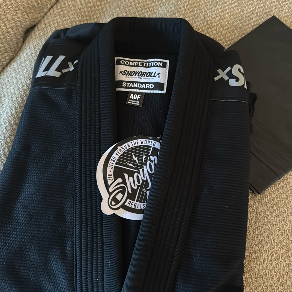 Black Shoyoroll
Competition Standard V2 Black